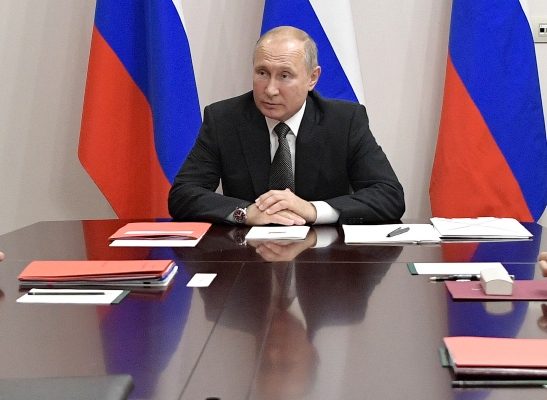 Vladimir Putin mantiene que EE.UU. violó "de manera flagrante" el INF desde el momento en que desplegó en Rumanía y Polonia lanzaderas verticales MK-41 para misiles de crucero Tomahawk. FOTO/AP