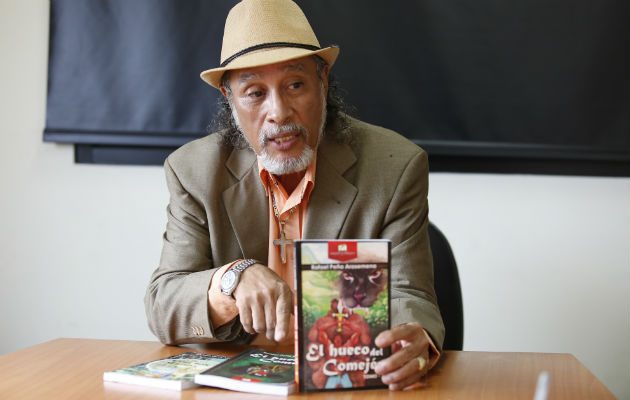 Rafael Peña Arosemena los espera en Panamá Viejo, en la librería, el 15 de diciembre, para que conozcan más sobre su más reciente obra, ¿El hueco del comején', cuya gala fue en agosto. Foto: Josué Arosemena.