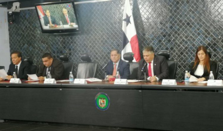 La subcomisión tiene diez días para presentar un informe sobre los proyectos que buscan reformar el reglamento interno de la Asamblea Nacional.