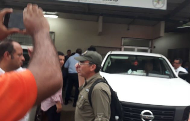 Rolando López no quería que los medios grabaran e hicieran su trabajo. Foto: @IvanSaldanaC