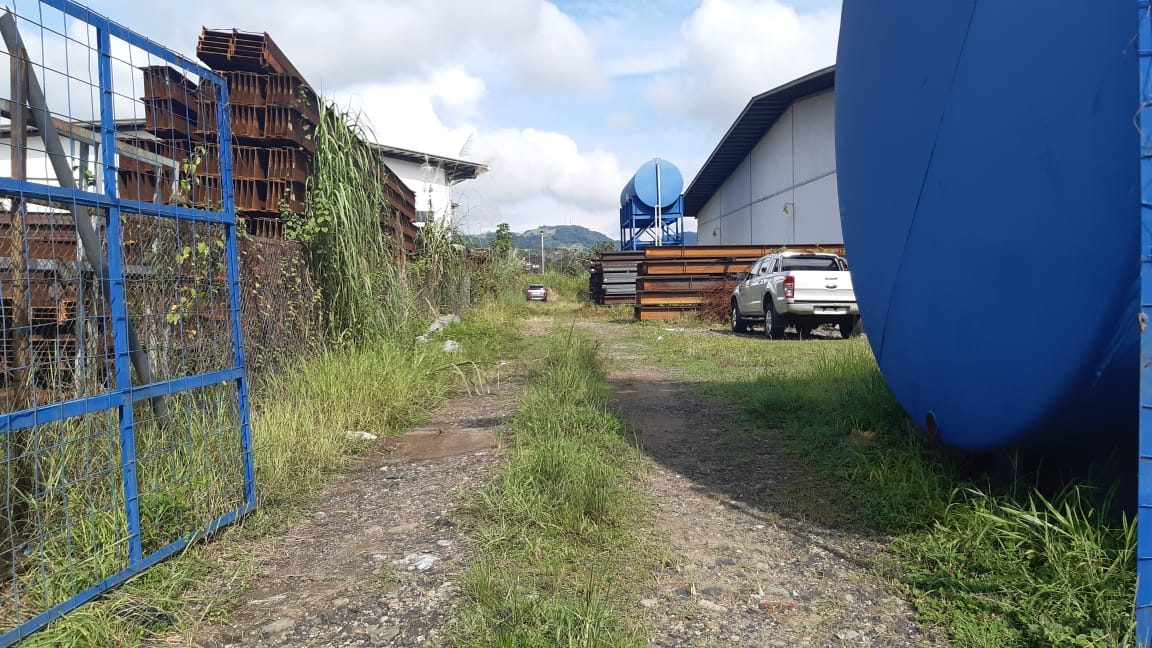 El guardia de seguridad baleó al presunto ladrón que robaba en una galera de Milla 8. Foto: Crítica.