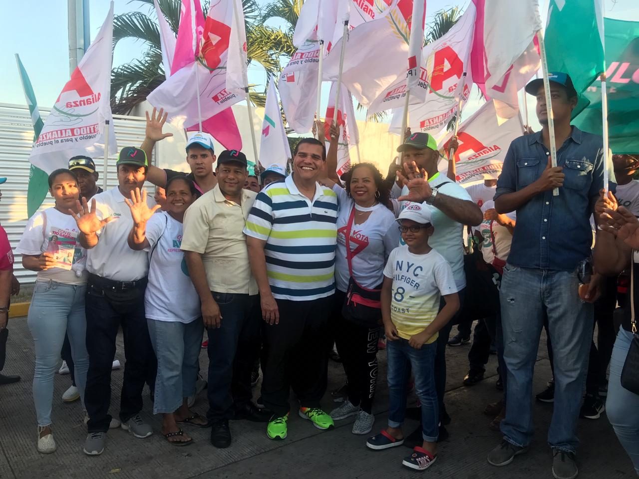 Sergio "Chello" Gálvez participó en una caminata en Panamá Viejo.