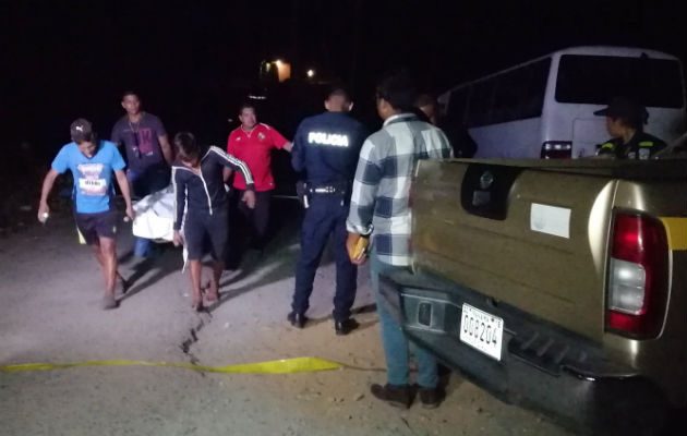 Identifican a víctimas de triple homicidio en el sector de las Nubes de Loma Cová, de Arraiján. Foto: Eric Montenegro.
