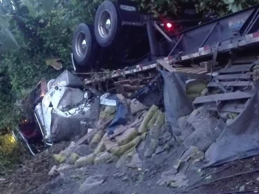 Las autoridades hacen un llamado a la población para que respeten las señalizaciones del tránsito. Foto/Mayra Madrid