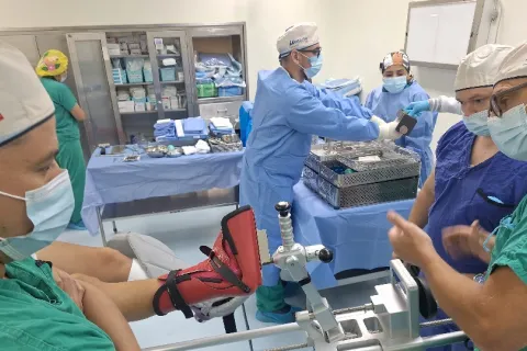Hospital Susana Jones implementa nuevas técnicas quirúrgicas en Ortopedia y Ginecología