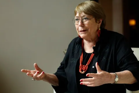 Michelle Bachelet: 'Las mujeres en política tienen los mismos desafíos y problemas'