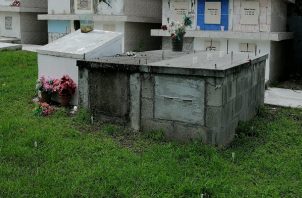 Dentro de los dos cementerios municipales existe un aproximado de 600 sepulturas y bóvedas, según las autoridades municipales de Chame. Foto: Eric Montenegro