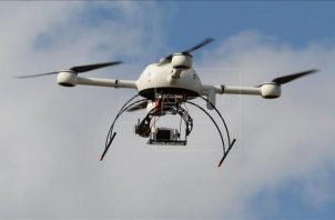 El uso de drones se rige bajo un reglamento. Foto: EFE