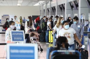 Entre enero y octubre de 2021 por el Aeropuerto Internacional de Tocumen transitaron 6,877,369 millones de pasajeros y se registraron 68,944 movimientos de aeronaves. Foto: Cortesía