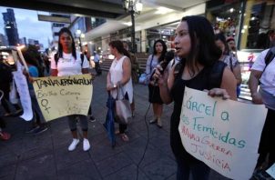 Diferentes grupos cuestionan el maltrato a la mujer en Panamá. Foto: Archivo