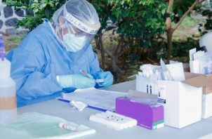 El Minsa informó que otros 46 casos sospechosos con la variante ómicron están en análisis genómico por el Instituto Conmemorativo Gorgas de Estudios de la Salud. Foto: Cortesía Minsa