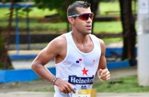 Jorge Enrique Castelblanco, con el mejor tiempo en media distancia en Panamá. Micah De La Cruz/ @alexeifilms_