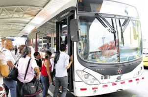 Se espera que la demanda de buses aumente en los próximos días, ante el inicio de clases en las escuelas y universidades. Foto: Archivo