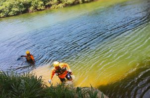 El cuerpo de un hombre apareció flotando en el Río Chico de Natá. Foto: Cortesía Sinaproc