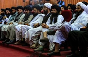 Talibanes hacen sentir su poder sobre mujeres y niñas en Afganistán. Foto: EFEEFE