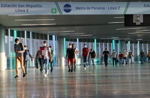 El alza general de salarios encabeza un pliego de 32 peticiones presentado por una liga de organizaciones populares. Foto: Metro de Panamá