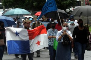 Estudiantes y padres de familias respaldaron manifestaciones. Víctor Arosemena