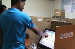 Desde 1992 Panamá viene aplicando de forma de plan piloto la votación electrónica. Foto: Archivo