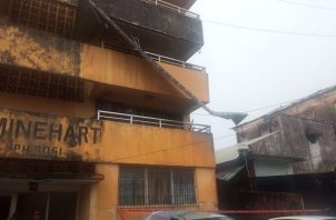 Daño sufrido por un edificio en Barrio Norte, Colón. Foto: Cortesía Sinaproc