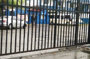 Los directivos del colegio Rufo Garay mantienen suspendidas las clases y adelantaron que reforzarán la seguridad y se suspenderán actividades masivas en el plantel. Foto. Diomedes Sánchez