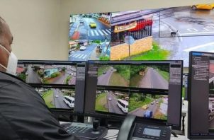 Las 230 cámaras de videovigilancia, ya instaladas en La Chorrera, han permitido además la atención inmediata de 49 casos de tránsito (5.74%) durante el mes pasado. Foto. Eric Montenegro
