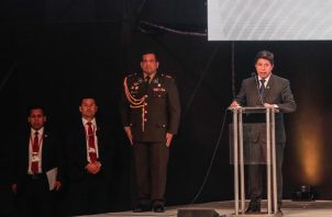 Presidente de Perú, Pedro Castillo (d), en Lima (Perú). EFE