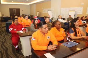 Unos 30 especialistas en rescate de la Fuerza de Tarea Conjunta recibieron capacitación sobre roles claves.