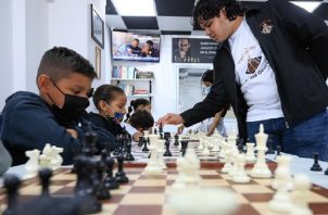 El ajedrez es una disciplina deportiva y herramienta pedagógica no convencional que apoya la labor  docente.