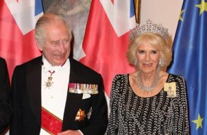 El rey Carlos III de Gran Bretaña y Camilla, la reina consorte. Foto: EFE