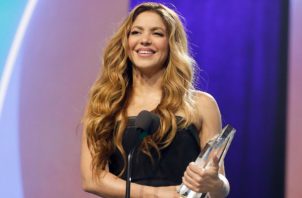 Shakira es la primera en recibir el reconocimiento. Foto: Instagram / @billboard