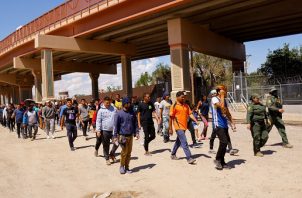 Miles de migrantes se encuentran varados en México. Archivo.
