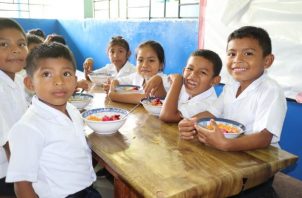  Los estudiantes deben ingerir alimentos saludables. Foto: Cortesía Meduca
