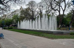 Las fuentes de aguas en los parques de la ciudad son un atractivo para los visitantes. Foto: Francisco Paz