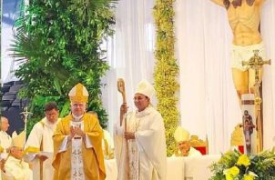 Monseñor Rafael Valdivieso, presidente de la Conferencia Episcopal Panameña, dio la bienvenida a Monseñor. Luis Enrique Saldaña Guerra como el nuevo Obispo de la Diócesis de David, 