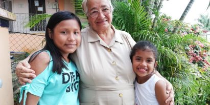 Sor Lourdes Reiss insta al Estado y a las  familias a honrar la dignidad de los niños. Foto de archivo