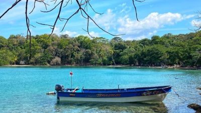 Uno de los sitios más visitados es Venas Azules ubicado en la provincia de Colón. Foto / @allystourspty