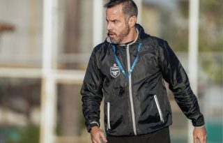 Enrique 'Kike' García, técnico del Tauro. Foto: Archivo