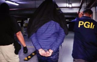 El exadministrador de la AIG fue aprehendido el miércoles.  Cortesía Crítica