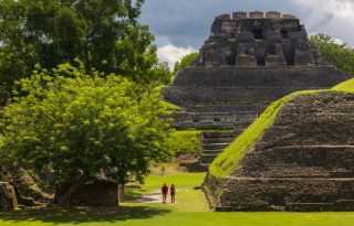 Si lo suyo es la historia, una visita a las ruinas mayas le brindará recuerdos únicos. The Belize TourismBoard