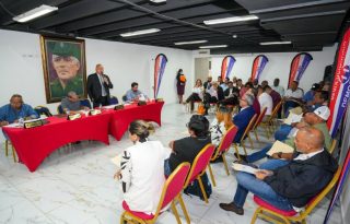 La mitad de los directivos del CEN del PRD será cambiada. Archivo