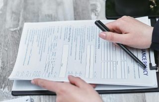 Las pólizas que no son de vida, son las principales en el país.  Foto ilustrativa