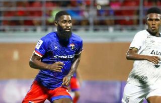 Everardo Rose del Plaza Amador (Izq.) y Héctor Hurtado del CAI chorrerano.