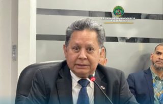El viceministro Zambrano sustentó el traslado de partida.  Cortesía