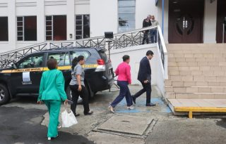 Unas 320 páginas aproximadamente del auto de llamamiento a juicio han sido leídas. EFE