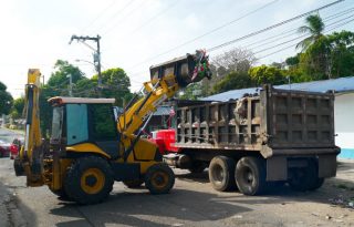 La Autoridad de Aseo se está encargando de la recolección de la basura en el distrito de San Miguelito desde el lunes. Cortesía