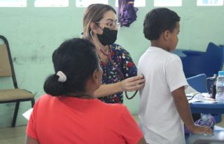 La extensión de horarios se da con la finalidad de atender casos de urgencias o aquellos que requieran atención en horario nocturno.  Cortesía