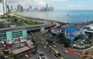 Vista panorámica del viaducto de la Avenida 3 de noviembre.  Cortesía