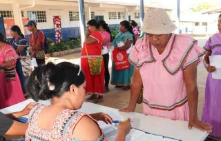 El Ifarhu quiere evitar pagar con cheque, ya que es más dilatado. Archivo