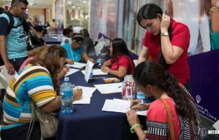 Los esfuerzos para generar empleos son focalizados y se realizan por zona geográfica,  Cortesía