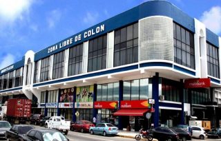 Las cifras de las reexportaciones y exportaciones de la Zona Libre se han vuelto a recuperar en este año, según las estadísticas. Archivo